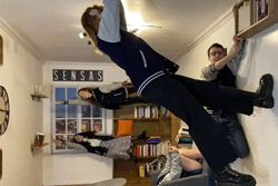 SENSAS pièce penchée