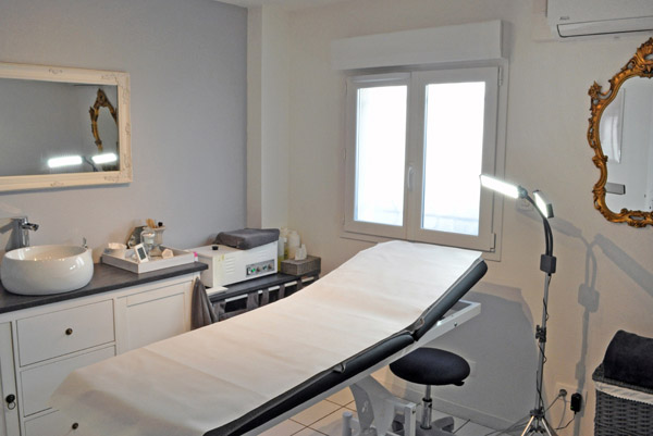 salle de massage esthéticienne